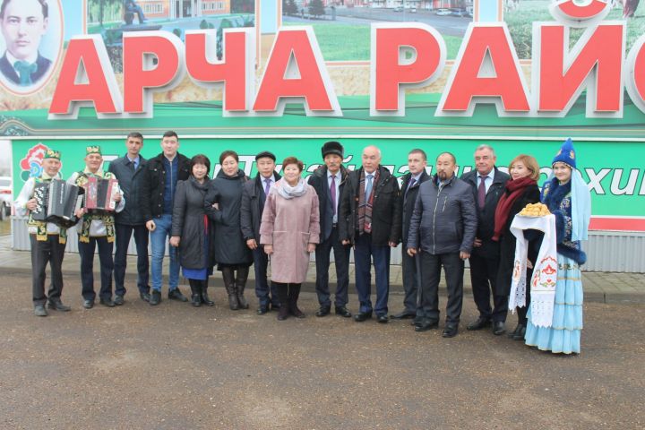 “Аралашып яшәргә кирәк”