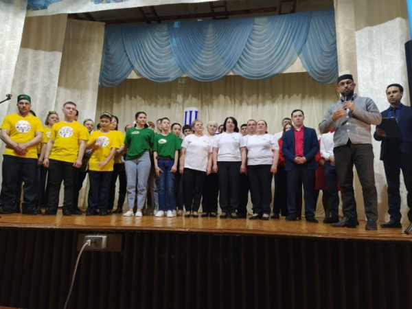 Урта Пошалым сәхнәсендә шаянлыкта һәм тапкырлыкта көч сынаштылар