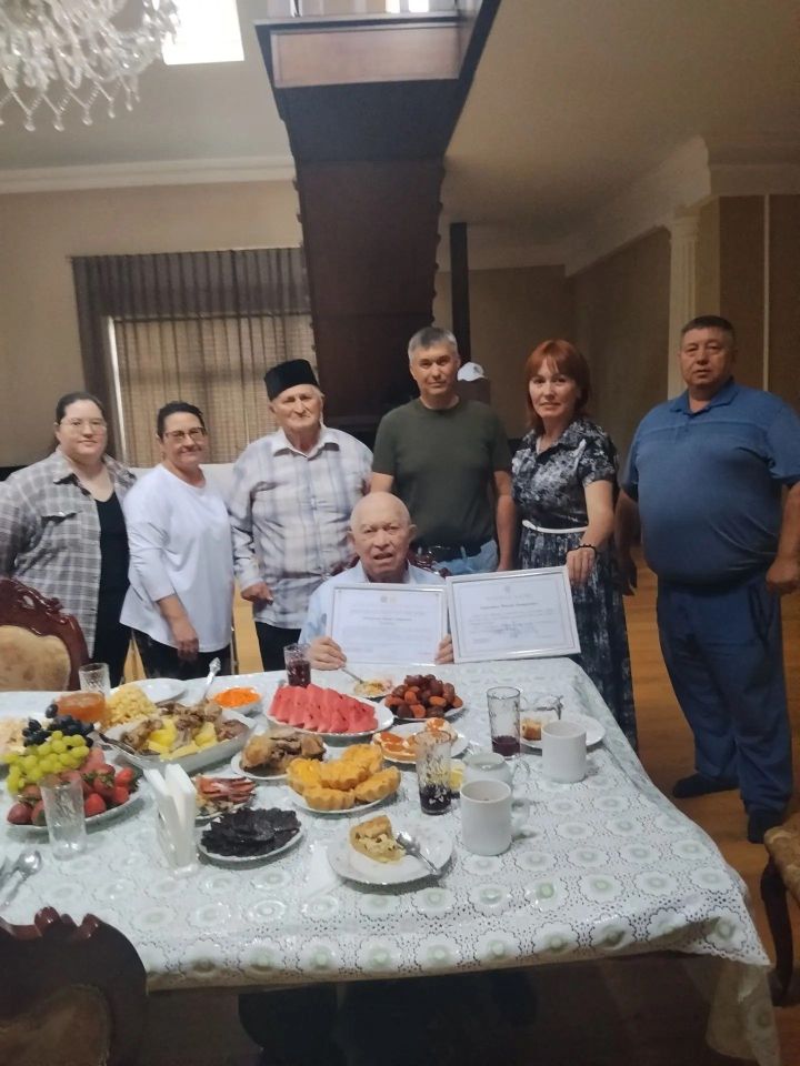 Арчада яшәүче хезмәт ветераны Мөнип Носратов 90 яшьлек юбилеен билгеләп үтте