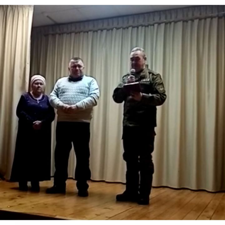 Ана йөрәге күз яшьләрен тыеп кала алмады...