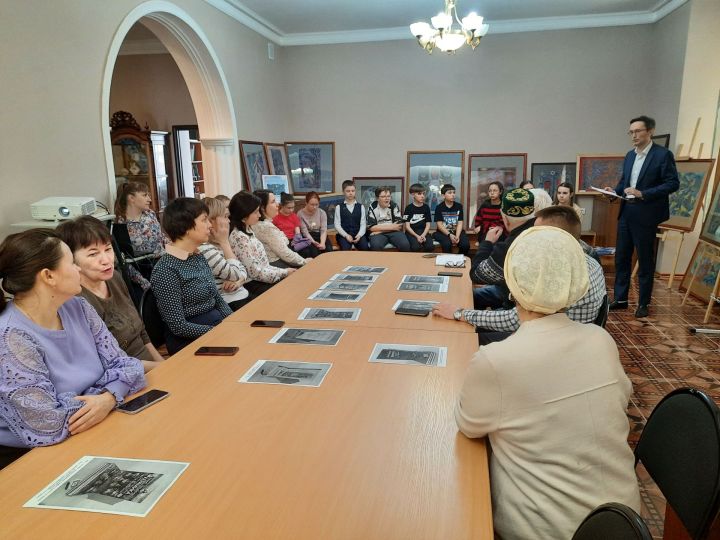 «Казан арты» музеенда Хәмит Латыйповның «Тукайга багышлау» исемле күргәзмәсе ачылды
