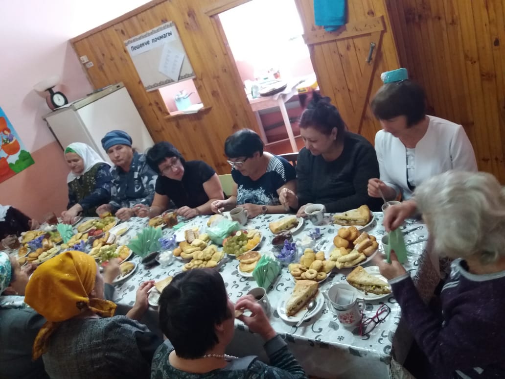 Иң уңган әниләр — Ак-Чишмәдә