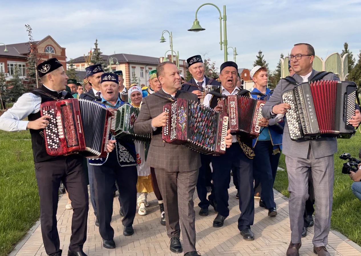 Арчада Рамил Курамшин исемендәге X төбәкара бәйге һәм «Уйнагыз, гармуннар!» фестивале узды