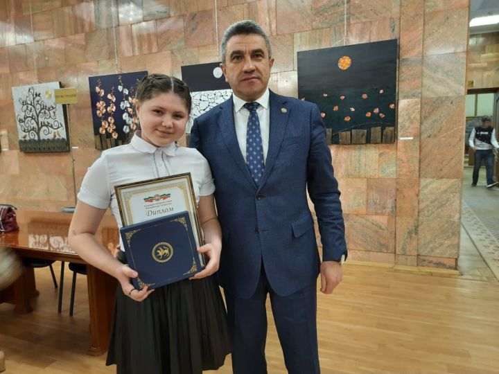 Хәсәншәех мәктәбе укучысы җиңү яудады