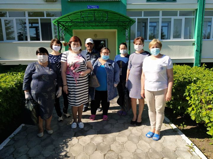 Арчаның өлкәннәр һәм инвалидлар йортында шәфкать туташлары ике ай үзчикләүдә яши