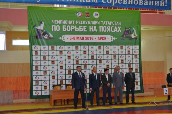 Көрәш буенча республика һәм дөнья чемпионнары – Арчада