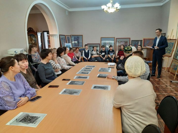 «Казан арты» музеенда Хәмит Латыйповның «Тукайга багышлау» исемле күргәзмәсе ачылды