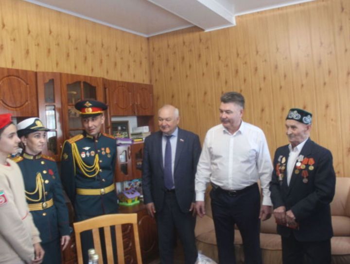 Сугыш ветеранына күрсәткән кадер-хөрмәт