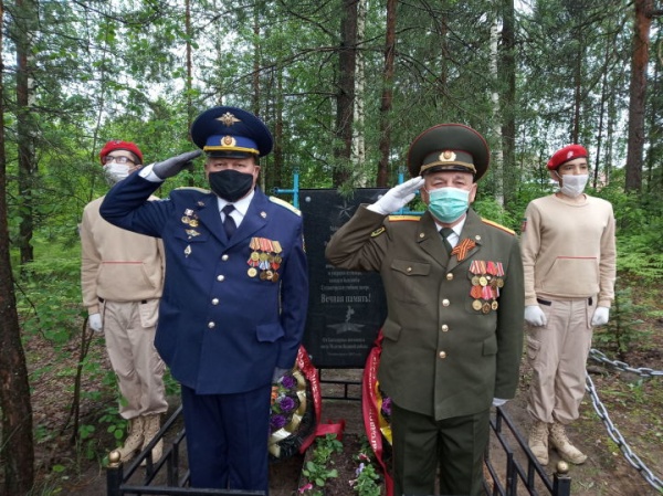 Арчалар куйган һәйкәл һич тә ялгыш урында түгел