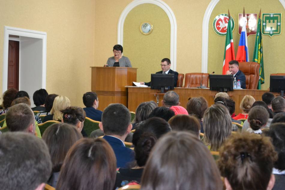 Тест нәтиҗәләре буенча 12 мәктәп җитәкчесенең 6сы “кызыл” зонага эләккән