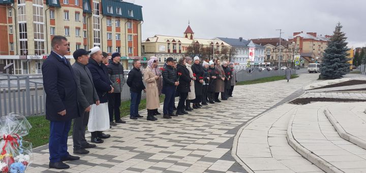Арчада репрессия корбаннары искә алынды