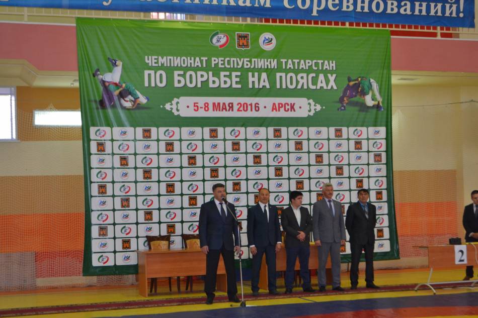 Көрәш буенча республика һәм дөнья чемпионнары – Арчада