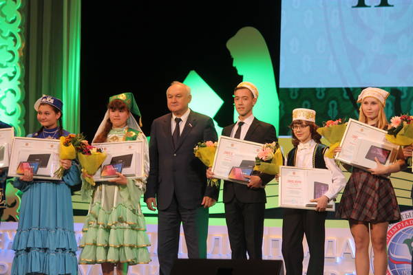 Татар теле һәм әдәбиятыннан халыкара олимпиададан югары нәтиҗәләр белән кайттык