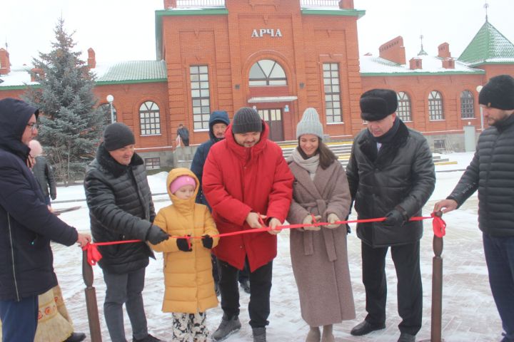 Борынгы урам яңарды
