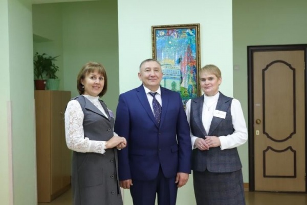 Безнекеләр!