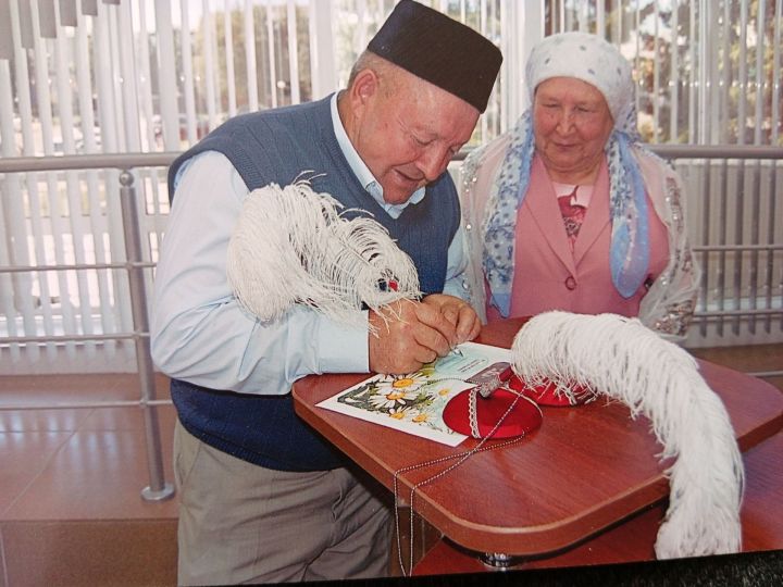 Наласада яшәүче Флюра һәм Илдар Төхвәтуллиннарга быел 85әр яшь