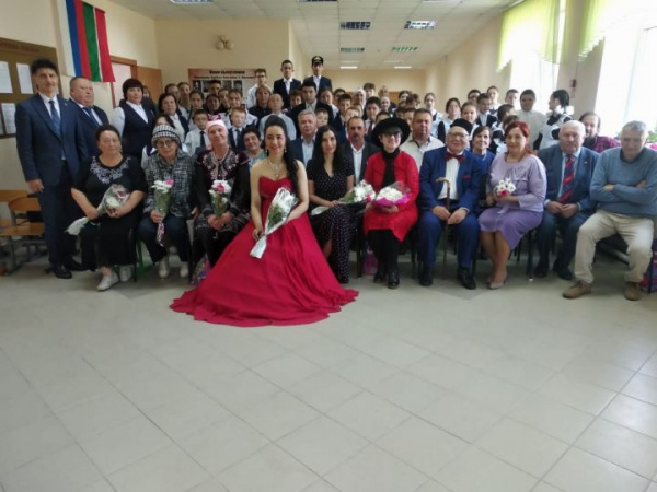 Казанбаш мәктәбенә Гариф Ахунов исеме бирелде