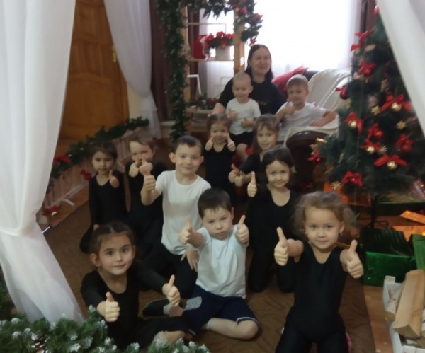 "Сөембикә гөлләре"